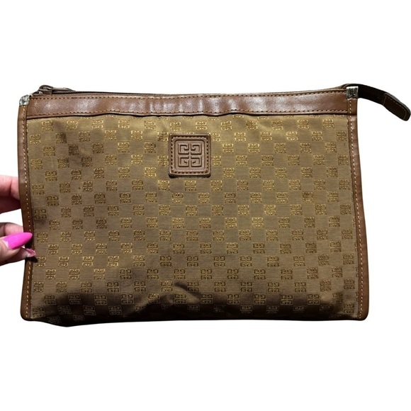 Givenchy clutch/make up bag excellent vintage bag - Picture 1 of 14